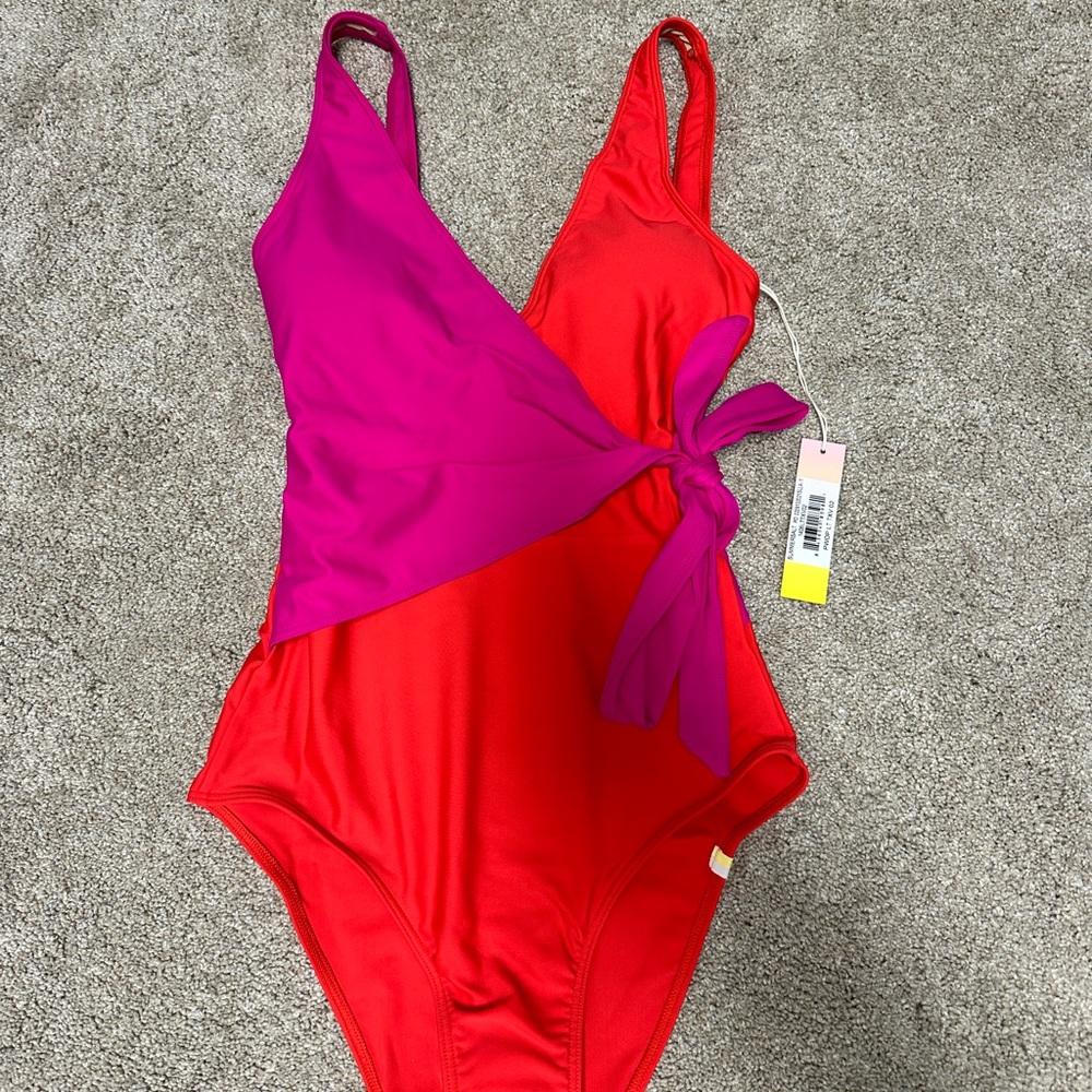 NWT size 2 long torso Perfect Wrap Summersalt Swimsuit